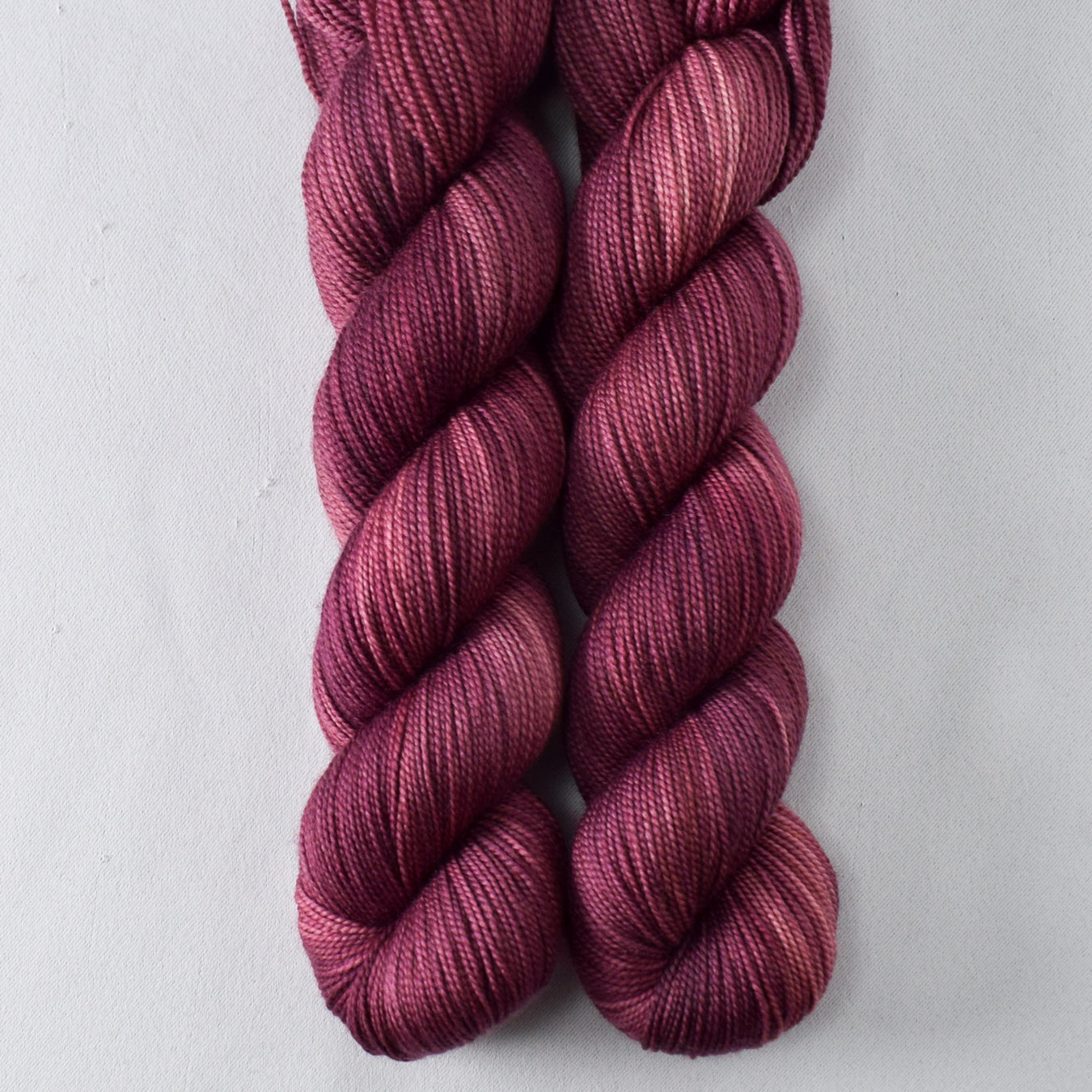 On Stage - Miss Babs Yummy 2-Ply yarn