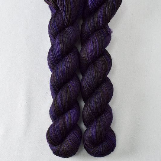 Out of the Box - Miss Babs Katahdin 437 yarn