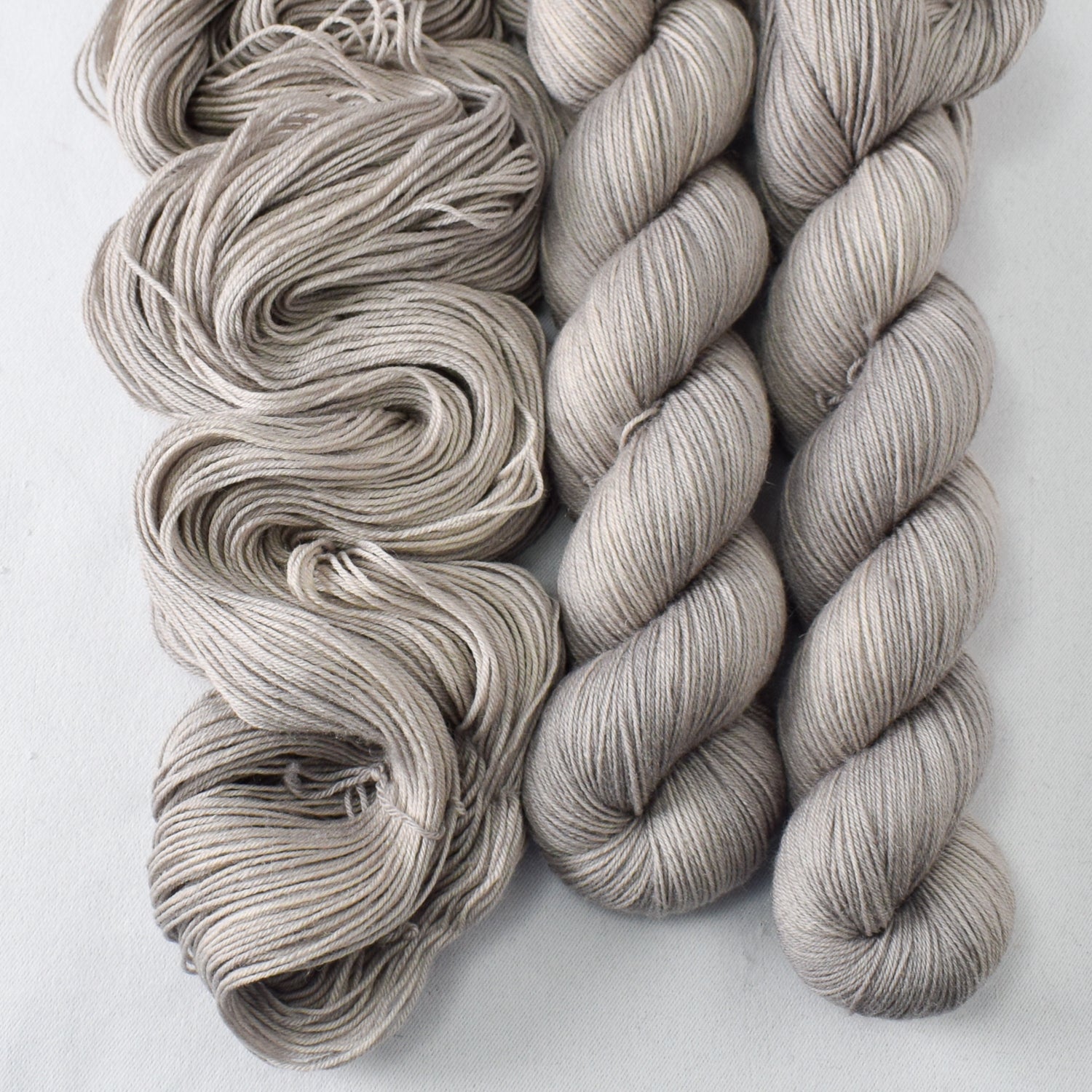 Oyster - Miss Babs Katahdin 437 superwash BFL wool yarn