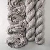Oyster - Miss Babs Yet yarn