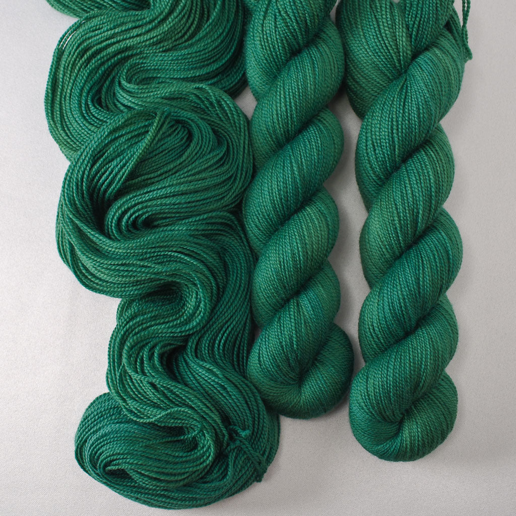 Oz - Miss Babs Yummy 2-Ply yarn