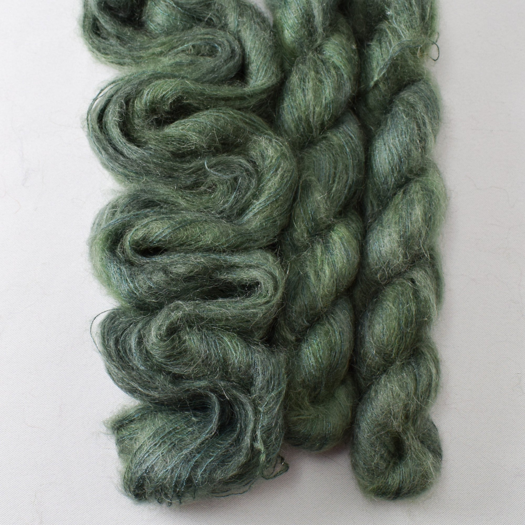 Pallon Beach - Miss Babs Moonglow yarn