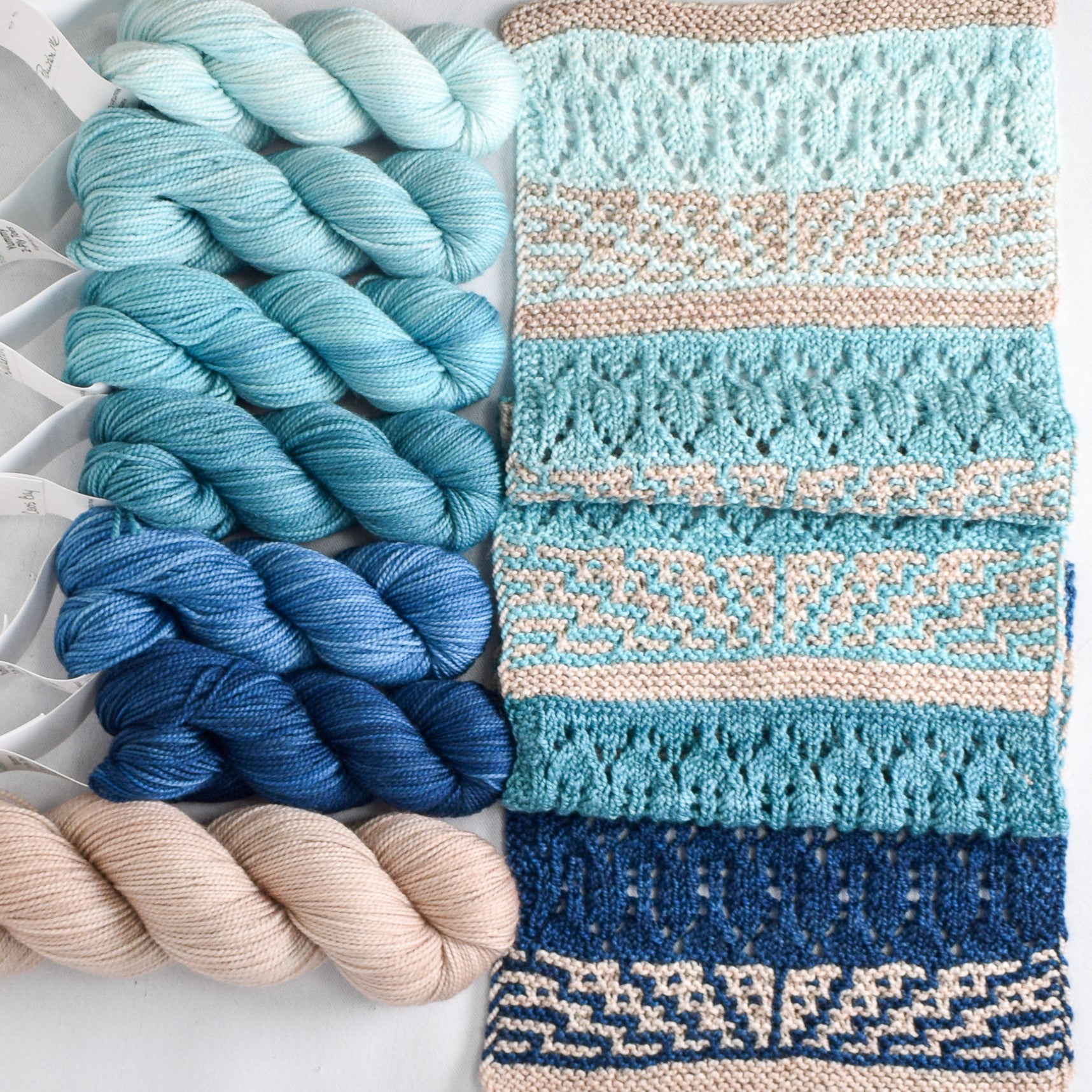 Park Güell with Fruit - Shawl Set