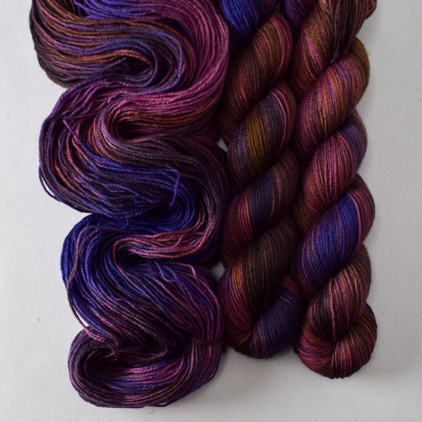Passport - Miss Babs Katahdin 437 yarn