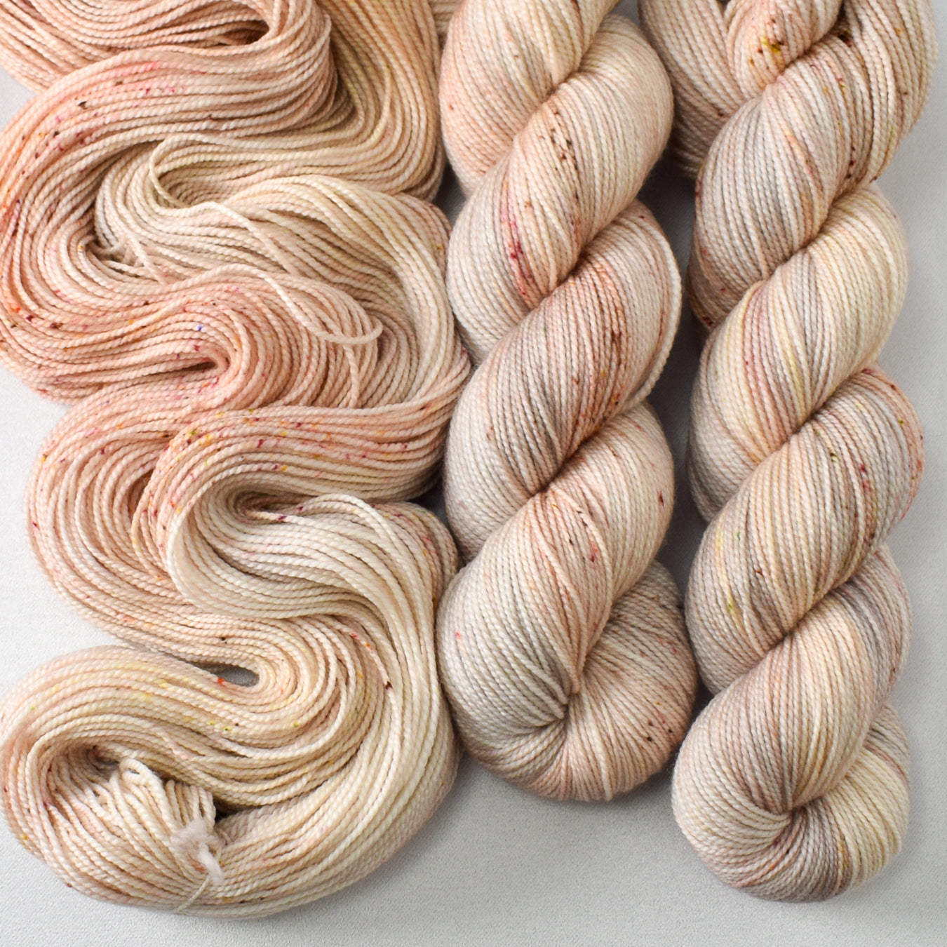 Paw Prints - Miss Babs Yummy 2-Ply yarn