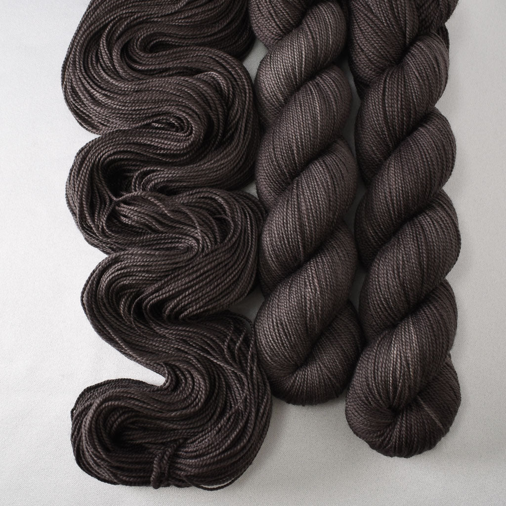 Pegasus - Miss Babs Yummy 2-Ply yarn
