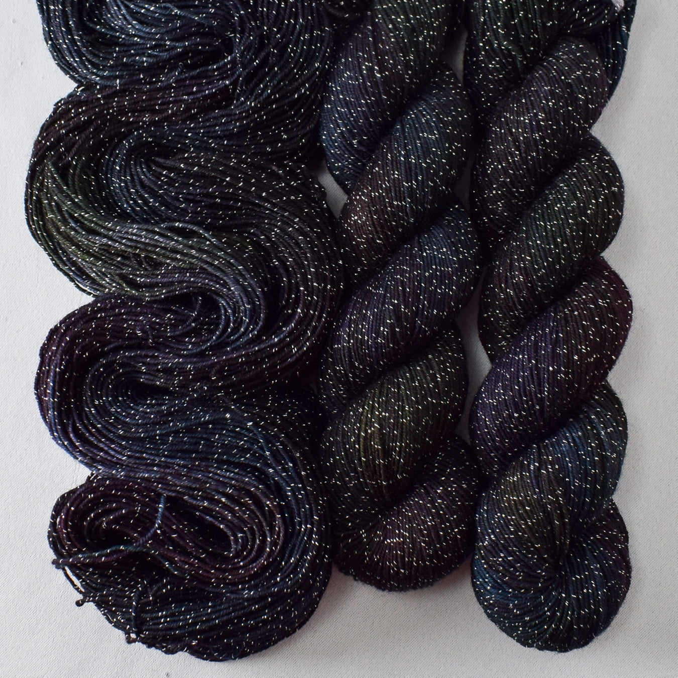 People Watching - Miss Babs Estrellita yarn