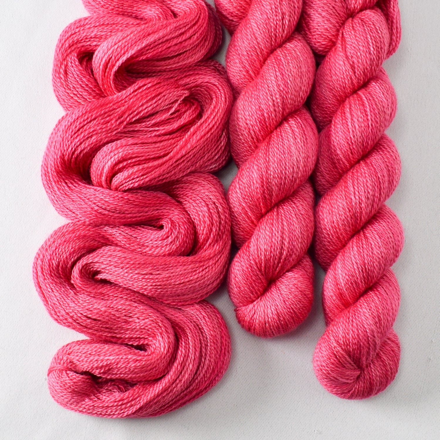 Pitaya - Miss Babs Yet yarn