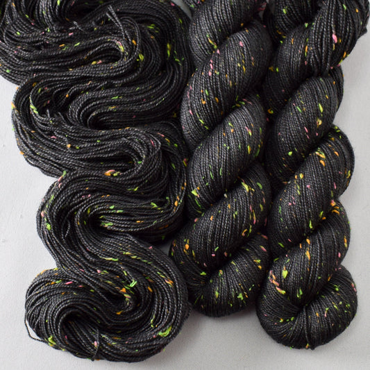 Pitch - Miss Babs Neon Tweed yarn