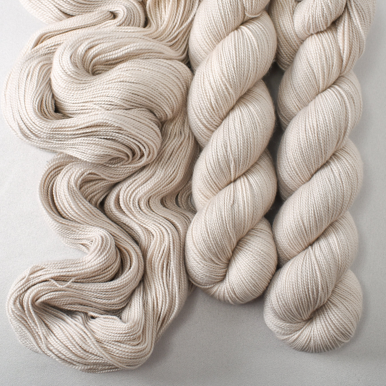 Plover - Miss Babs Avon yarn