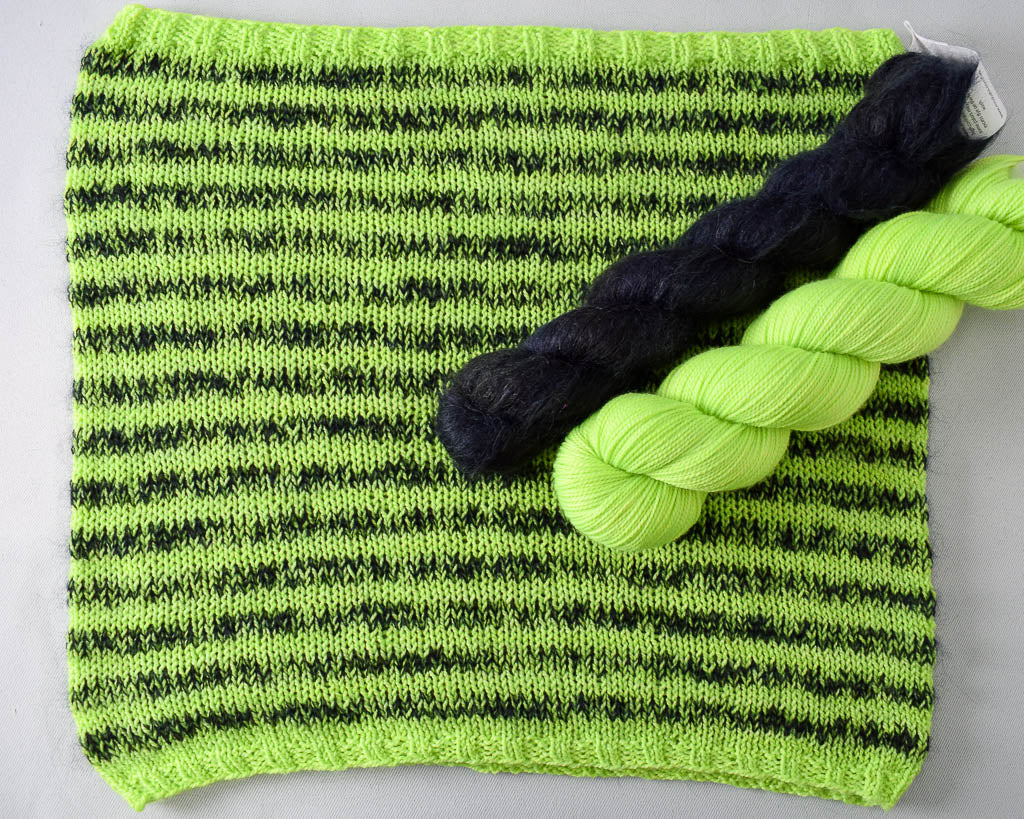 Plush Stripes Cowl - PDF Knitting Pattern