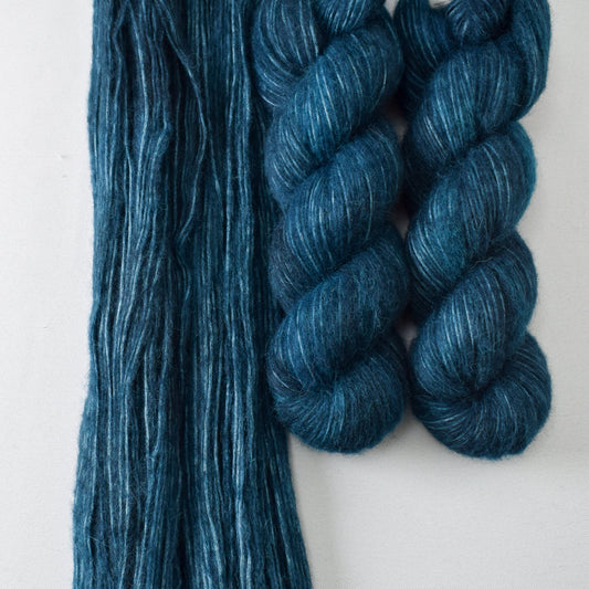 River Severn - Miss Babs Billow yarn