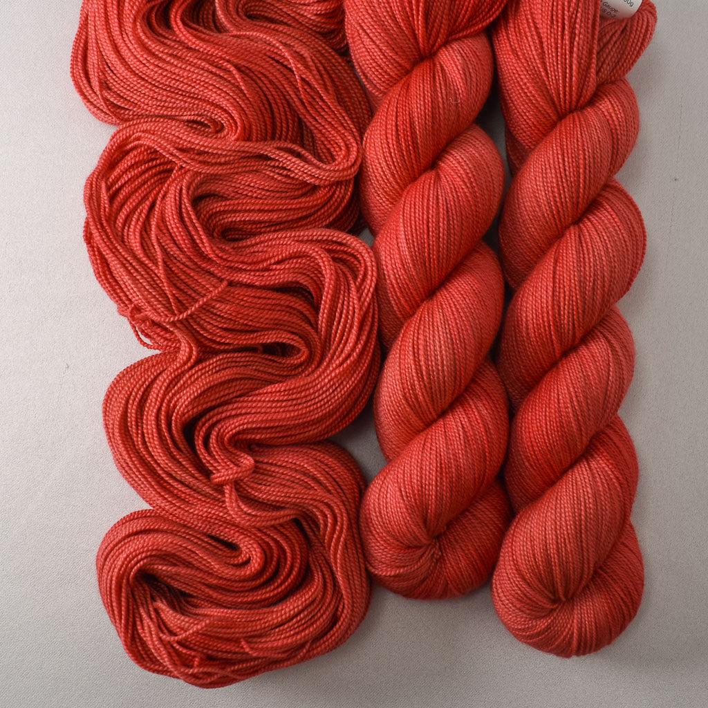 Rowdy - Miss Babs Avon yarn
