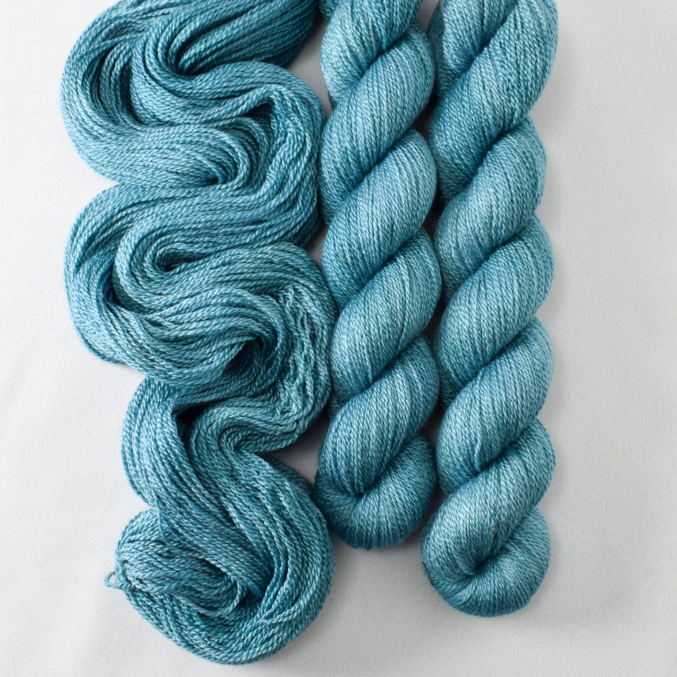 Sadalmelik - Miss Babs Yet yarn