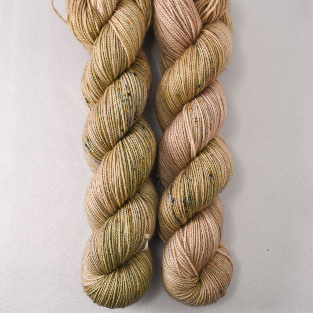 Saddleback Butte - Miss Babs Yummy 2-Ply yarn