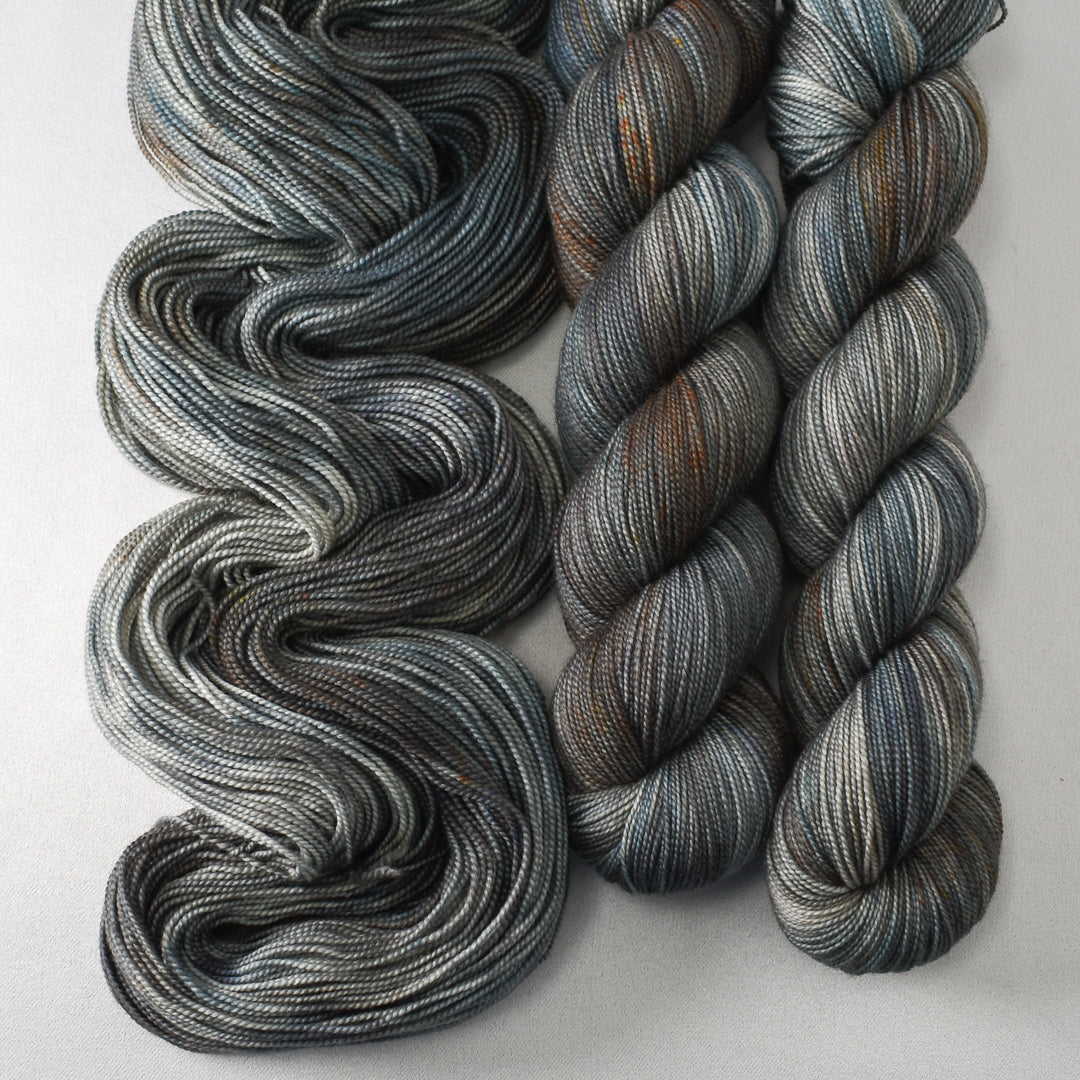 Sandpiper - Miss Babs Avon yarn
