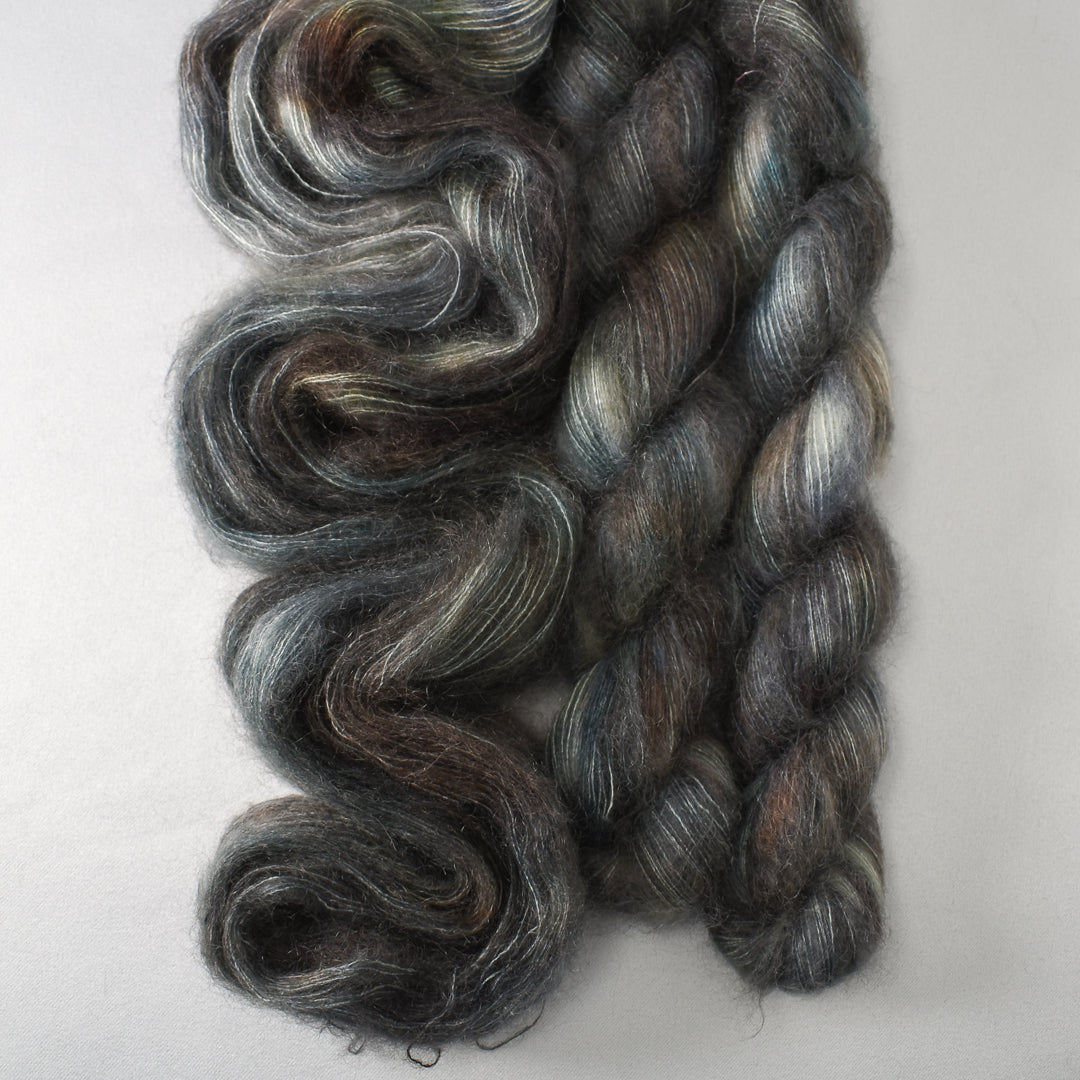Sandpiper - Miss Babs Moonglow yarn