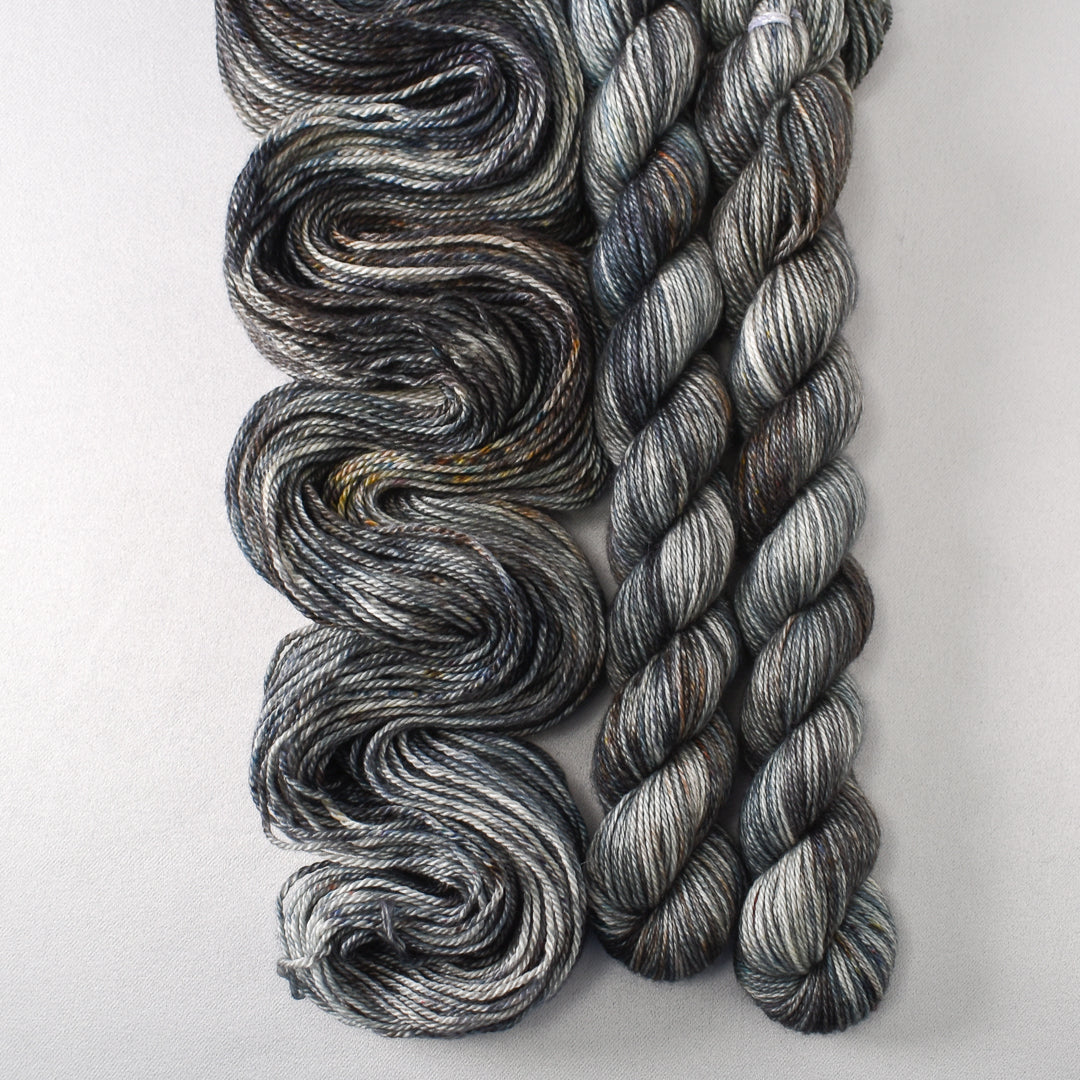 Sandpiper - Miss Babs Sojourn yarn