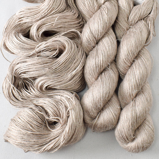 Sandstorm - Miss Babs Damask Silk and Linen yarn