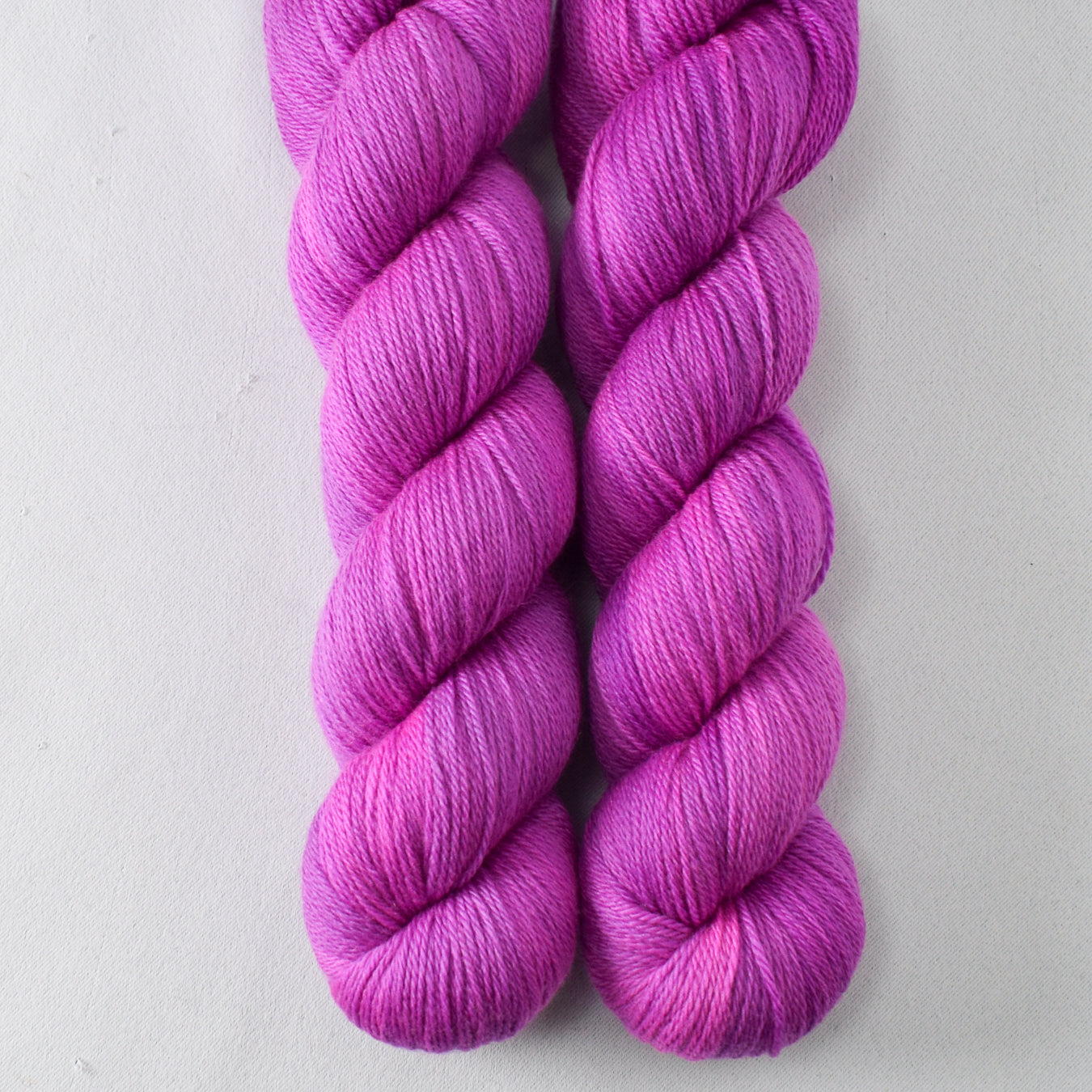 Sargas - Miss Babs Caroline yarn