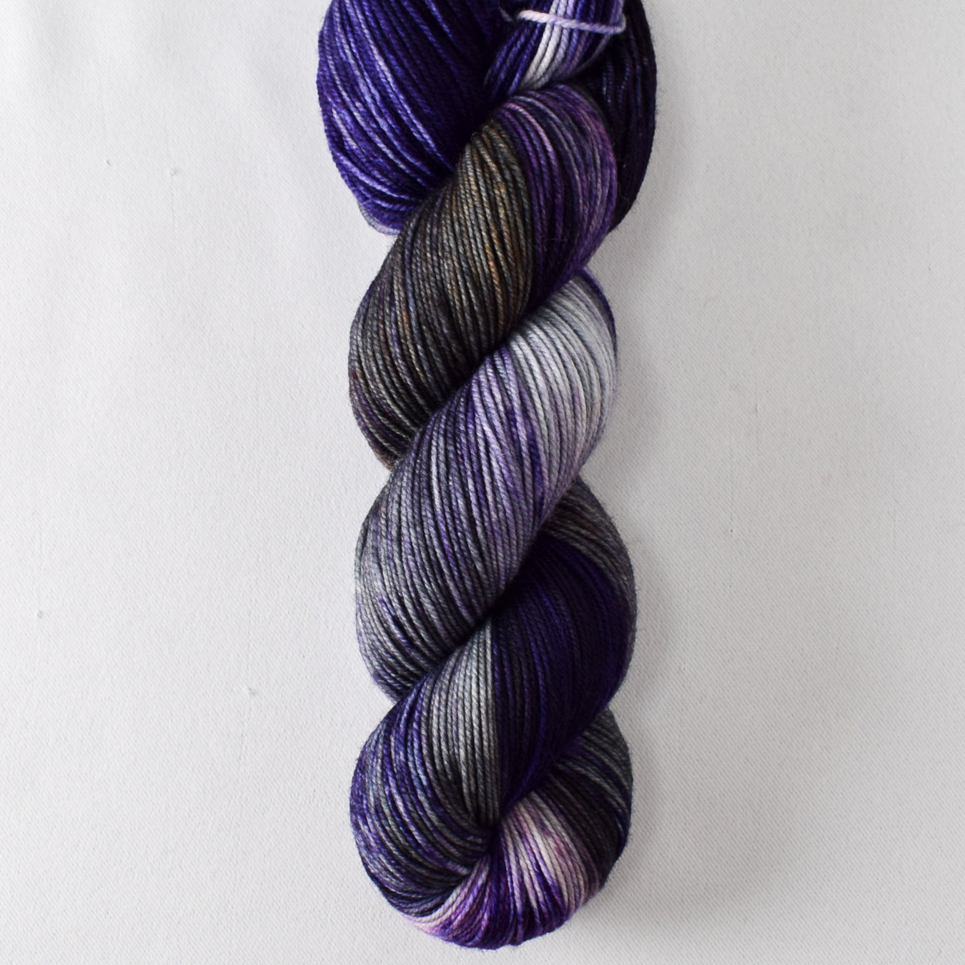 Shelbee - Miss Babs Laurel Falls yarn