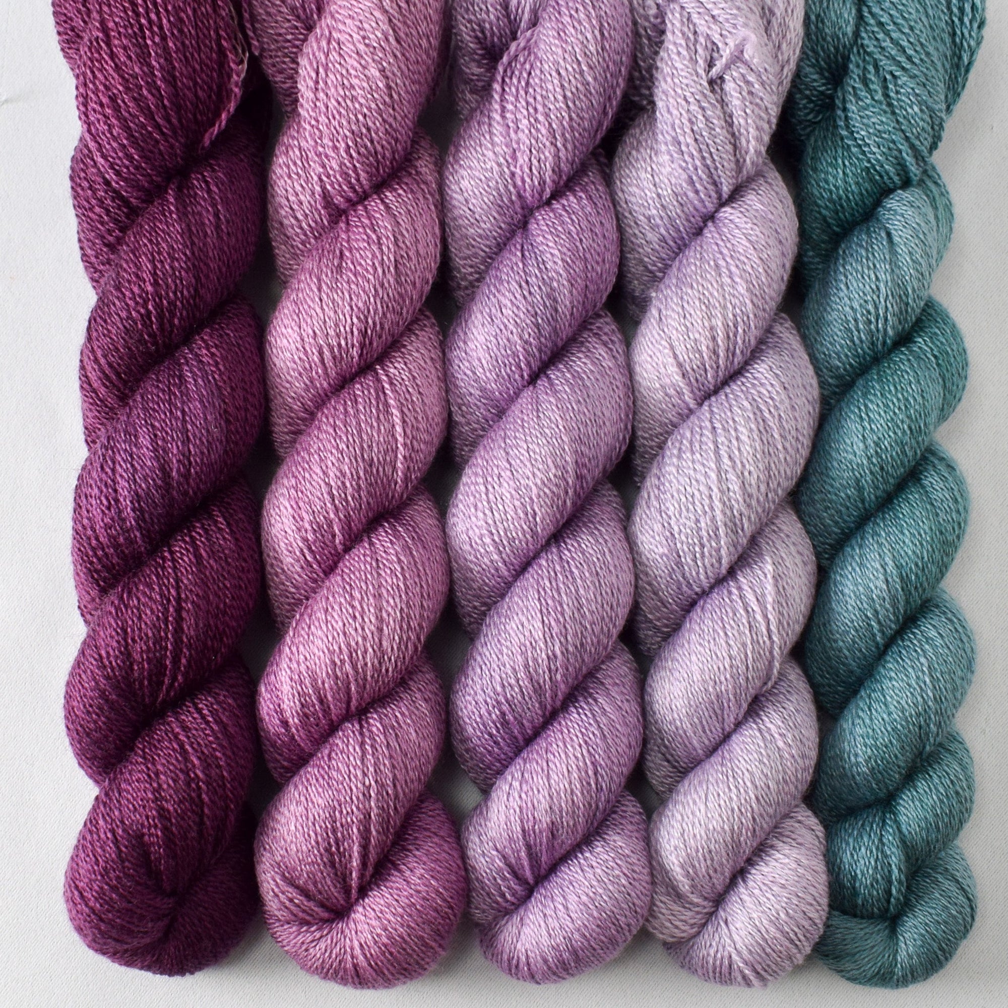 Special Edition 3 - Miss Babs Almue Shawl Set