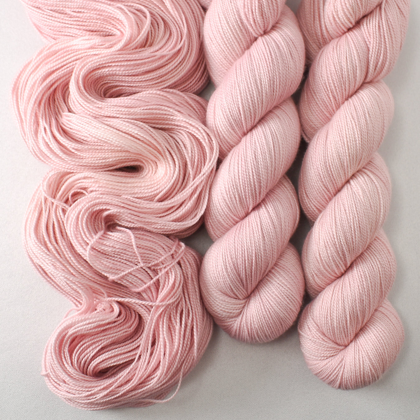 Sugar - Miss Babs Avon yarn