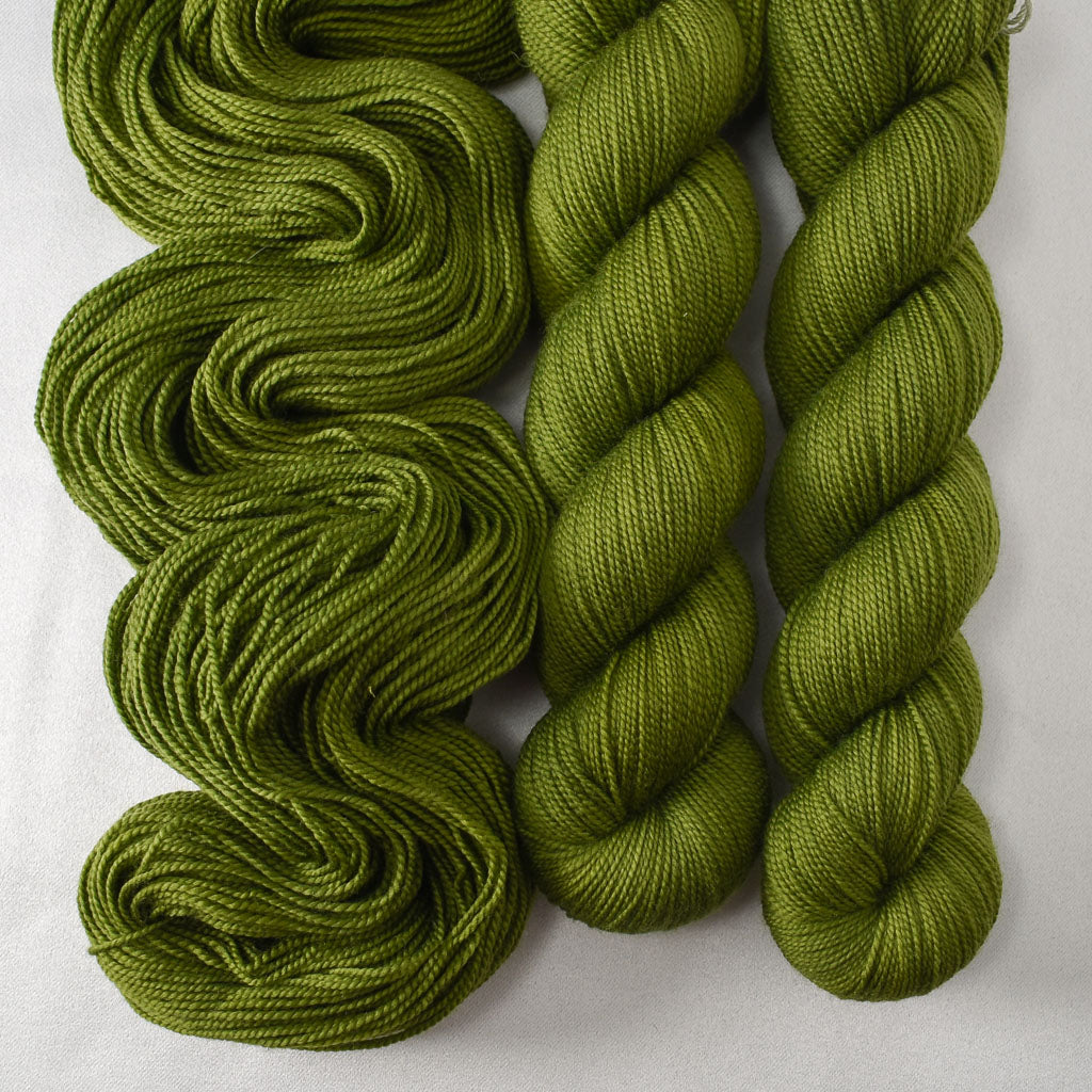 Teardrop - Miss Babs Yummy 2-Ply yarn