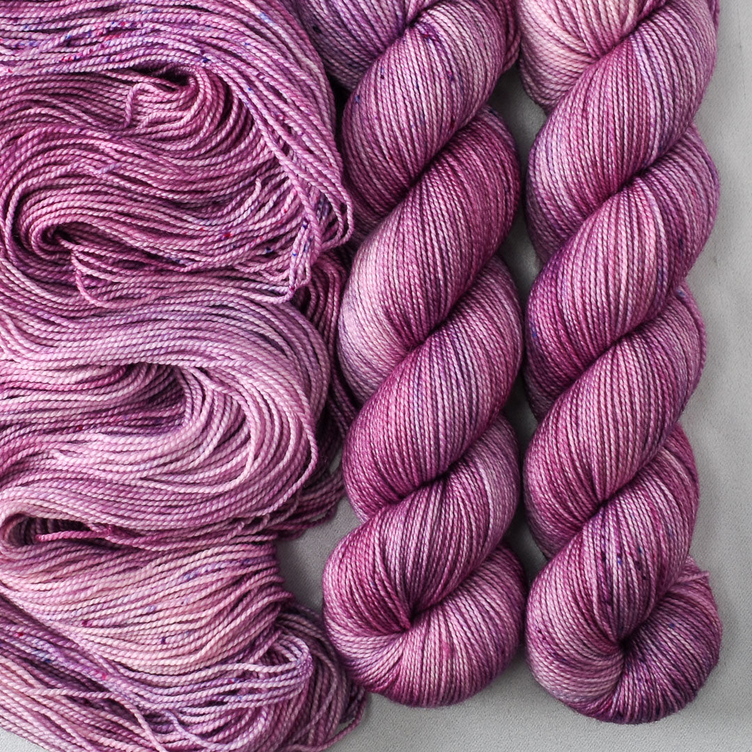 The Pont Neuf - Miss Babs Yummy 2-Ply yarn