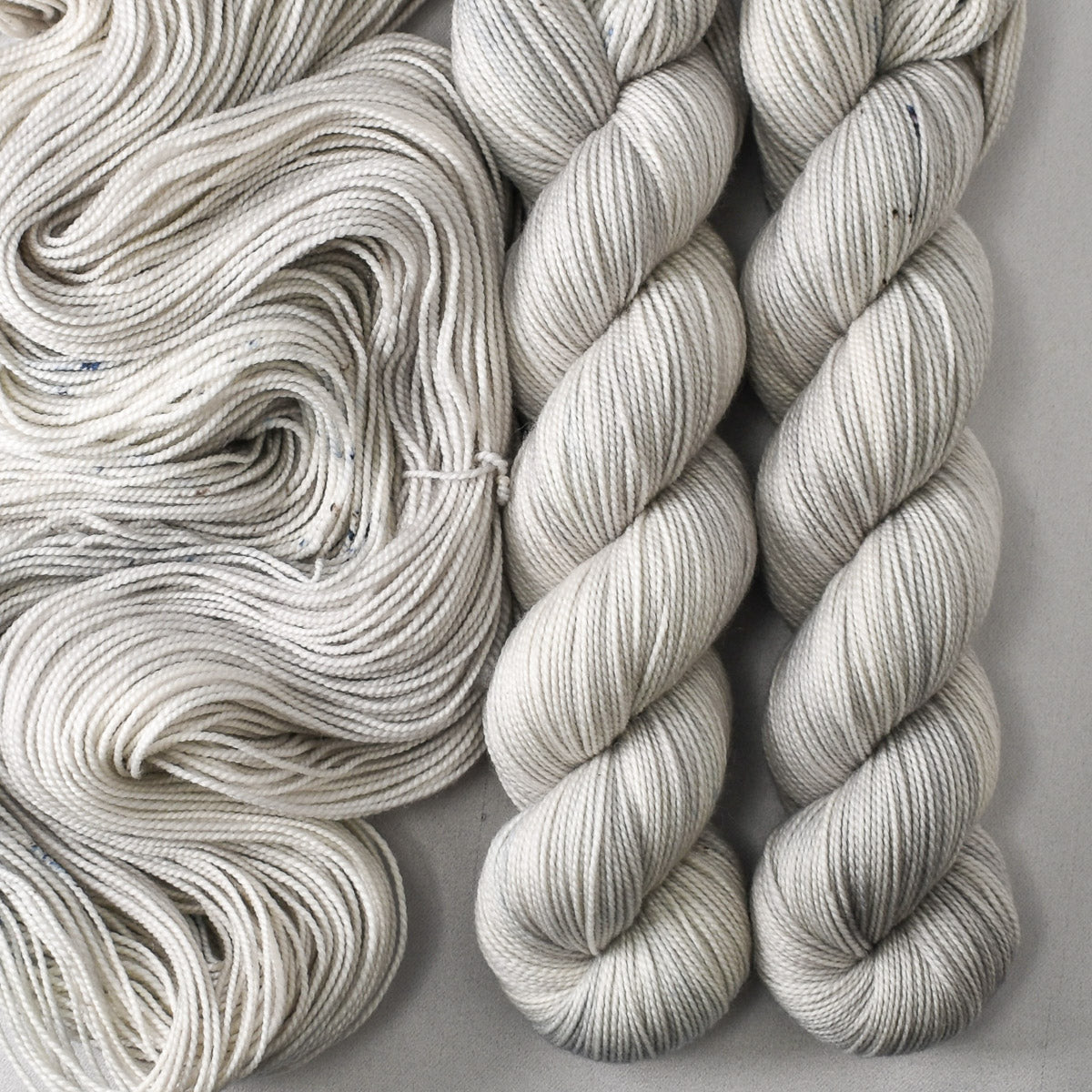 The Sisters - Miss Babs Yummy 2-Ply yarn
