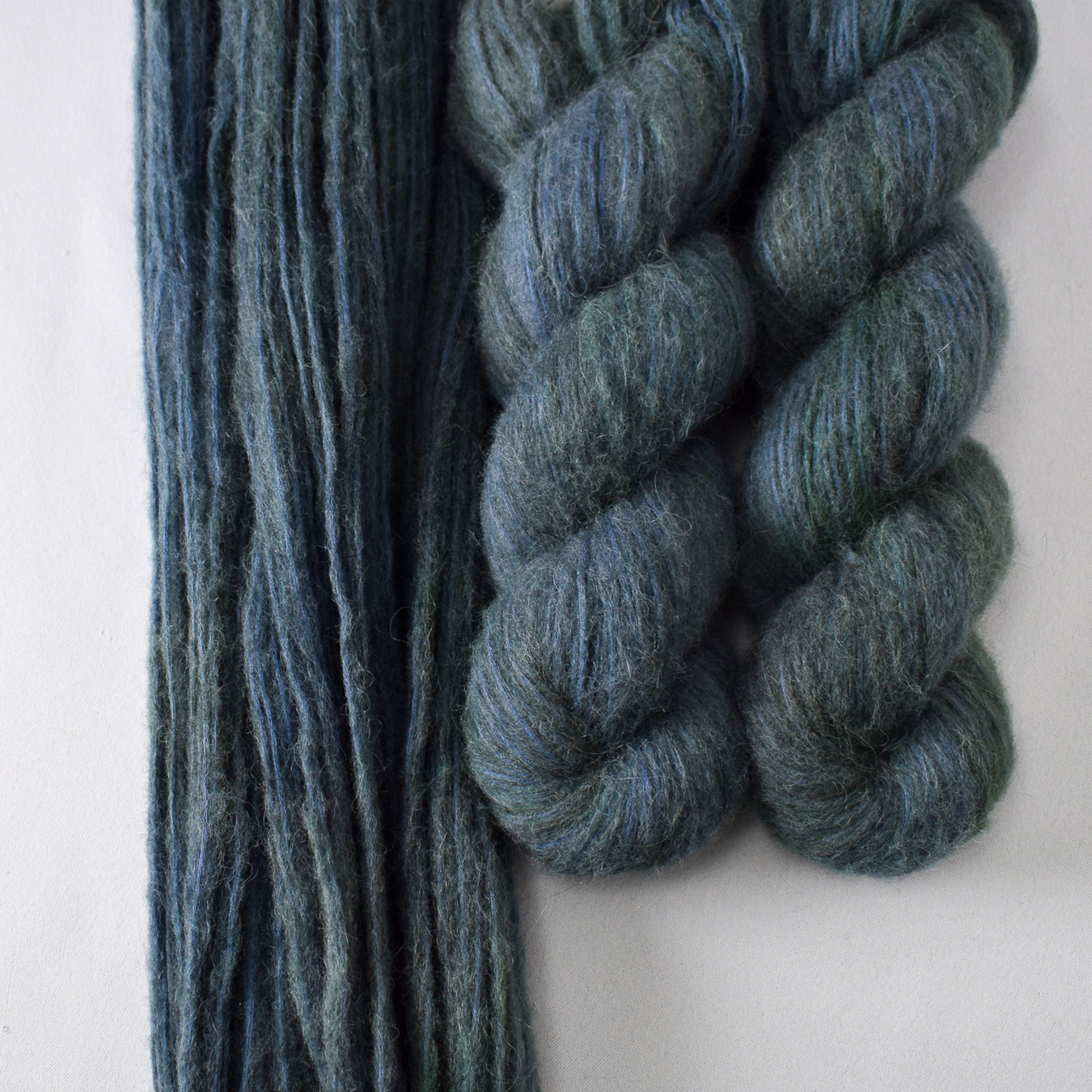 Thinking Globally - Miss Babs Billow yarn