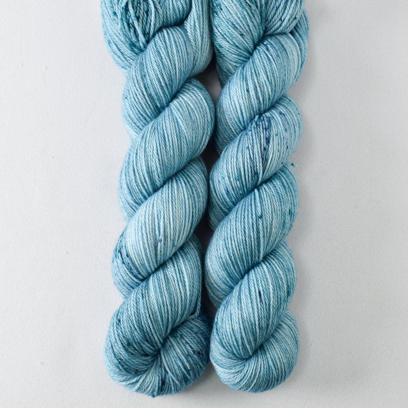 Undulating - Miss Babs Caroline merino-cashmere-nylon yarn