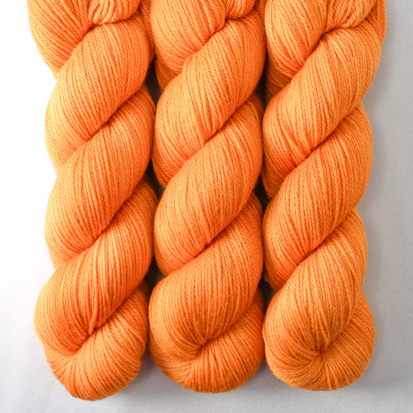 Valencia - Miss Babs Killington 350 yarn