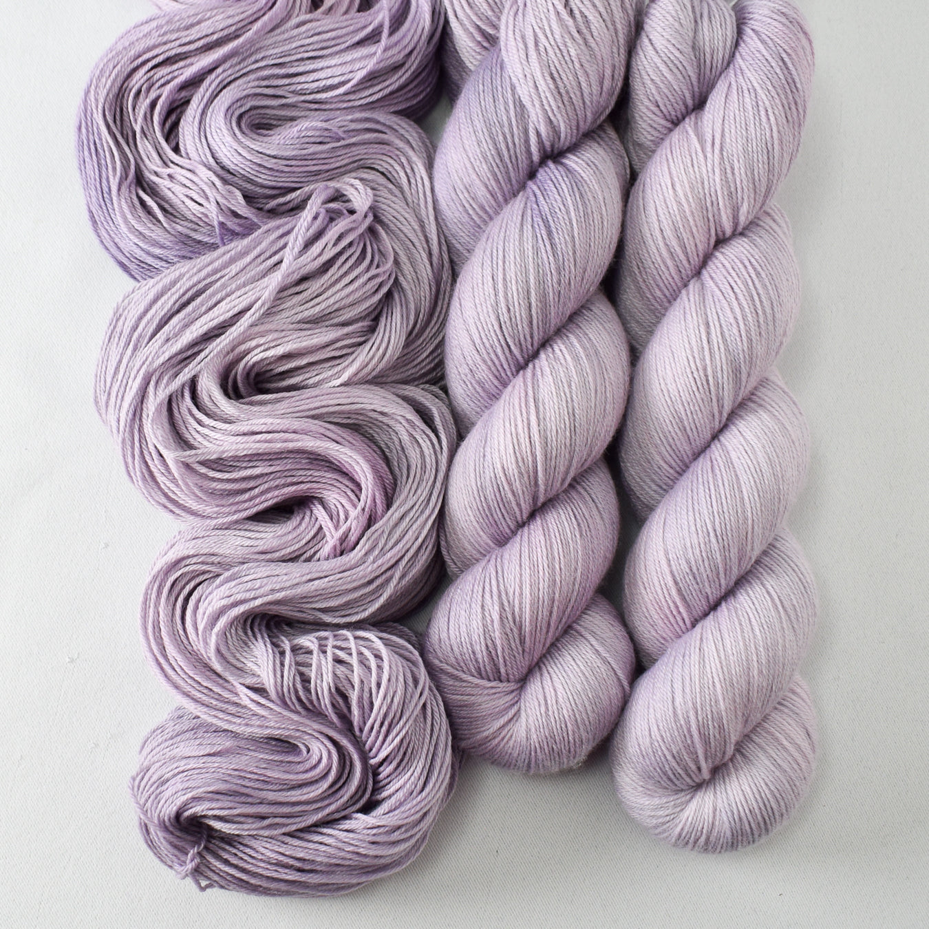 Valiant Grapes - Miss Babs Tarte yarn