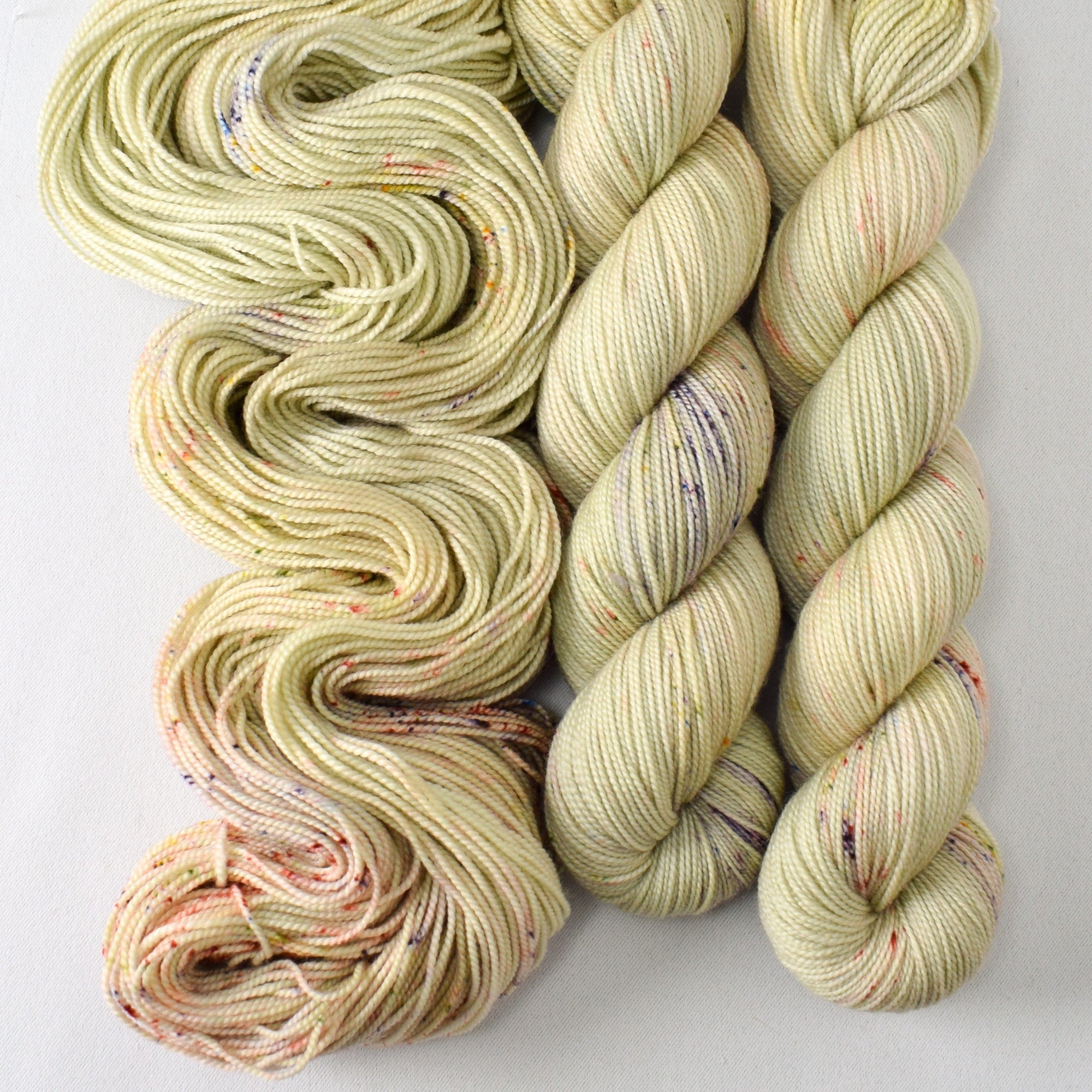 Wildcraft - Miss Babs Yummy 2-Ply yarn