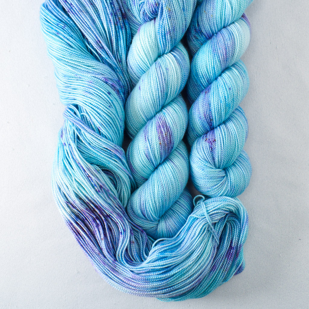 World in a Book - Miss Babs Avon yarn