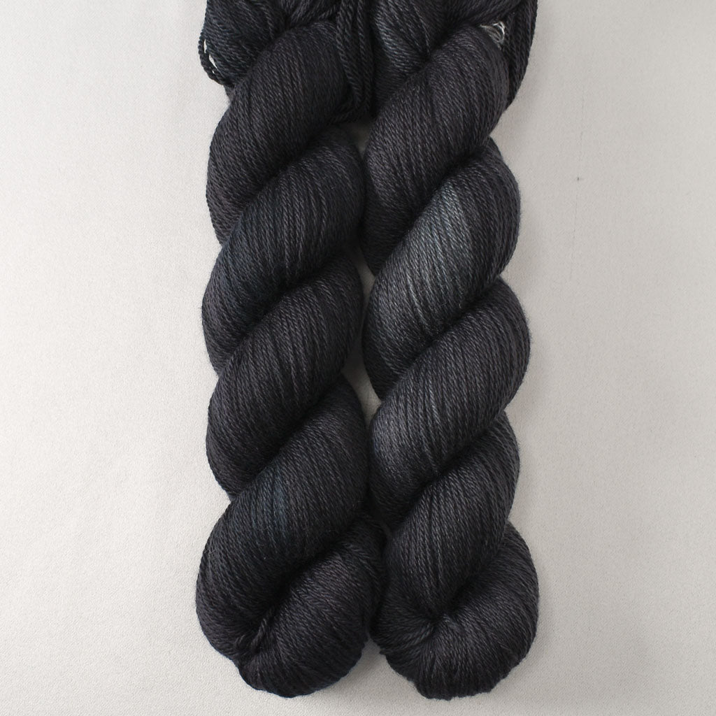 Wrought Iron - Miss Babs Caroline yarn