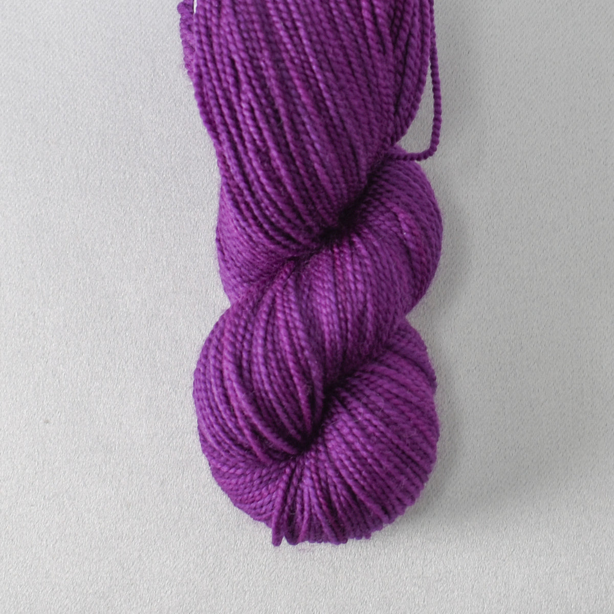 Yang - 2-Ply Toes - Wild Iris