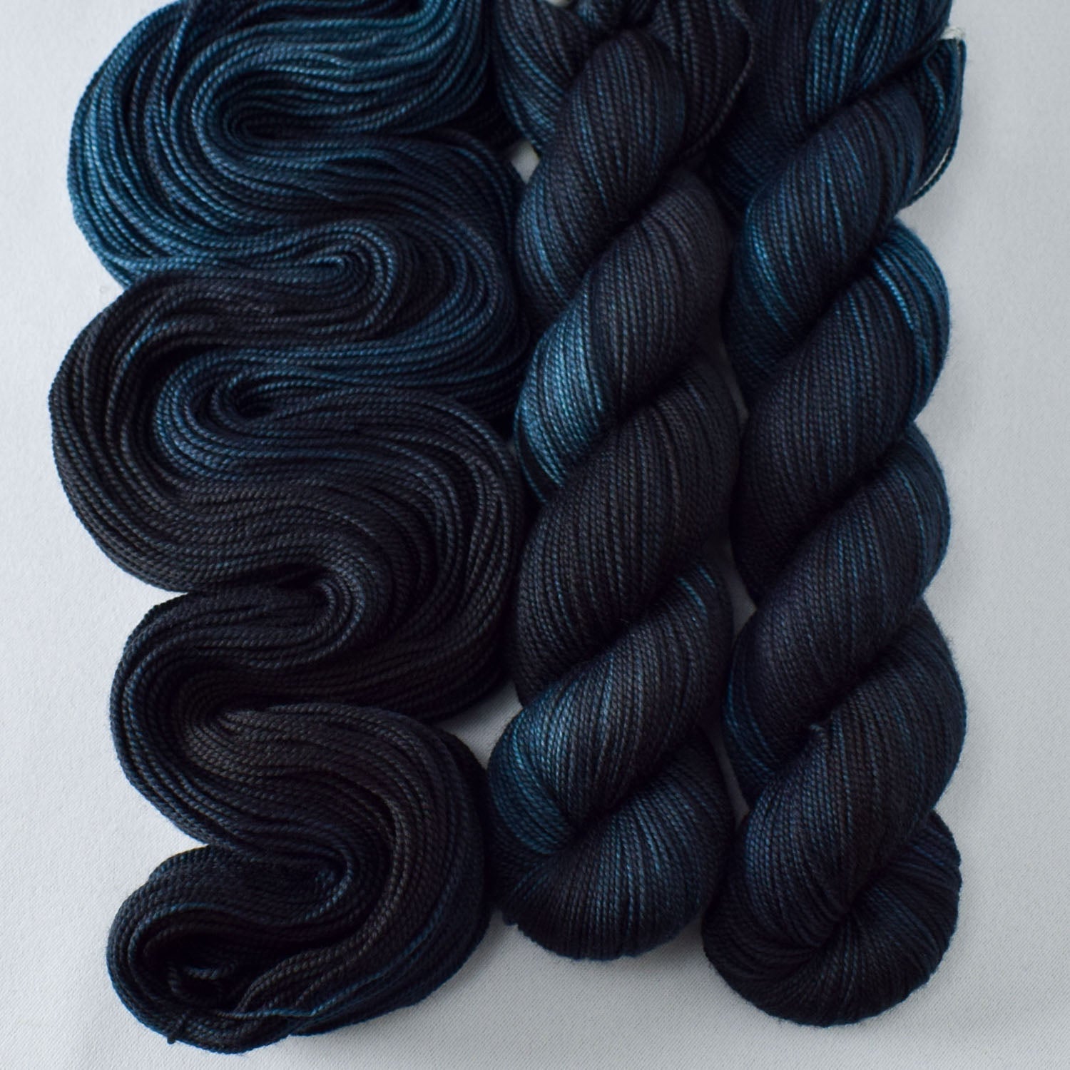 Zero Hour - Miss Babs Yummy 2-Ply superwash Merino wool yarn