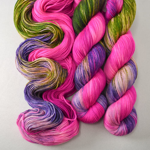 Zombie Honeymoon - Miss Babs Tarte yarn