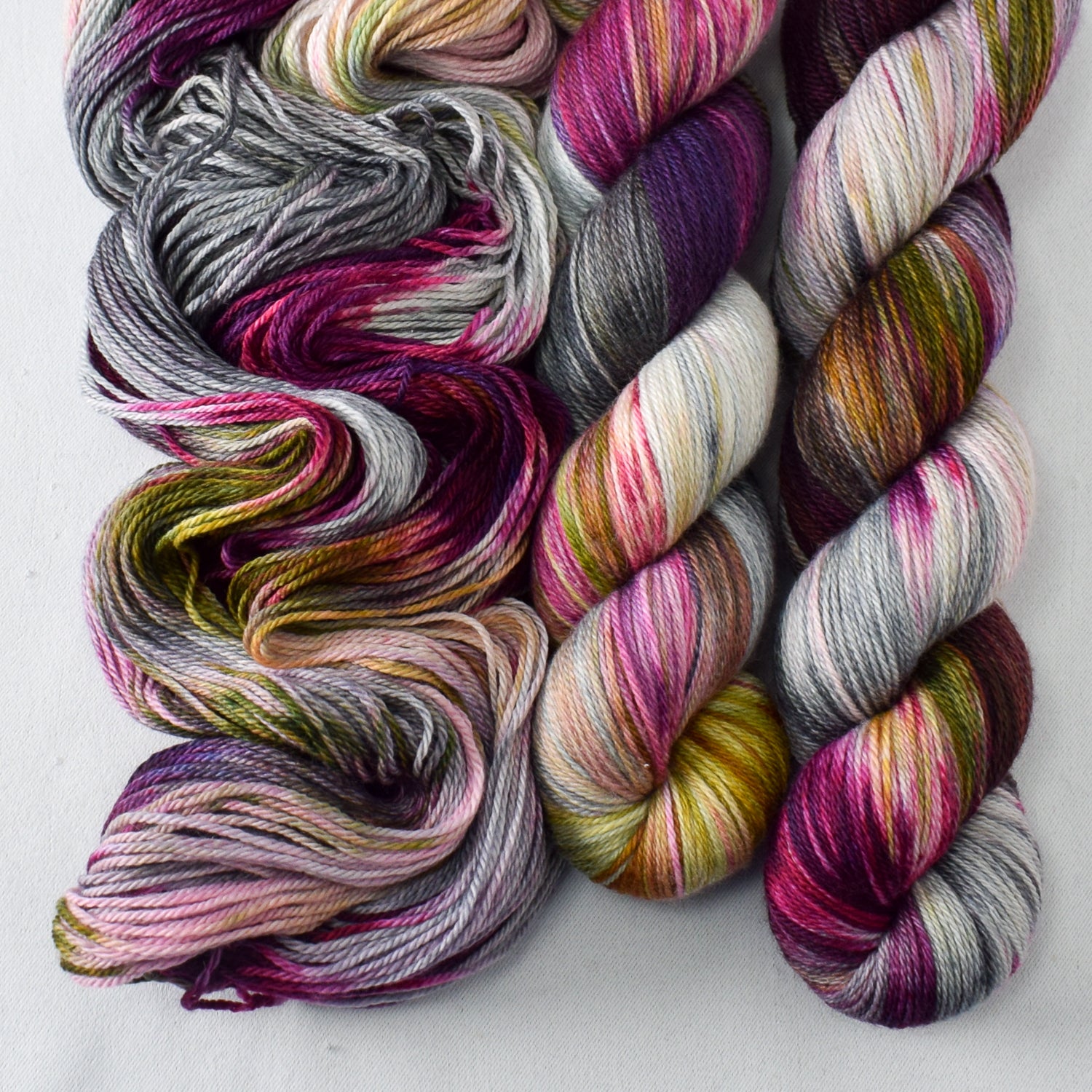 Zombie Prom - Miss Babs Caroline merino-cashmere-nylon yarn