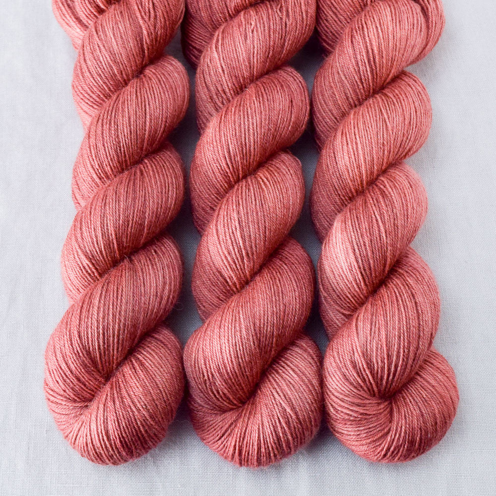 Adobe - Miss Babs Katahdin 437 superwash BFL wool yarn