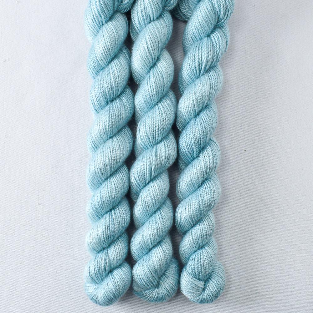 Albali - Miss Babs Sojourn cashmere and silk yarn