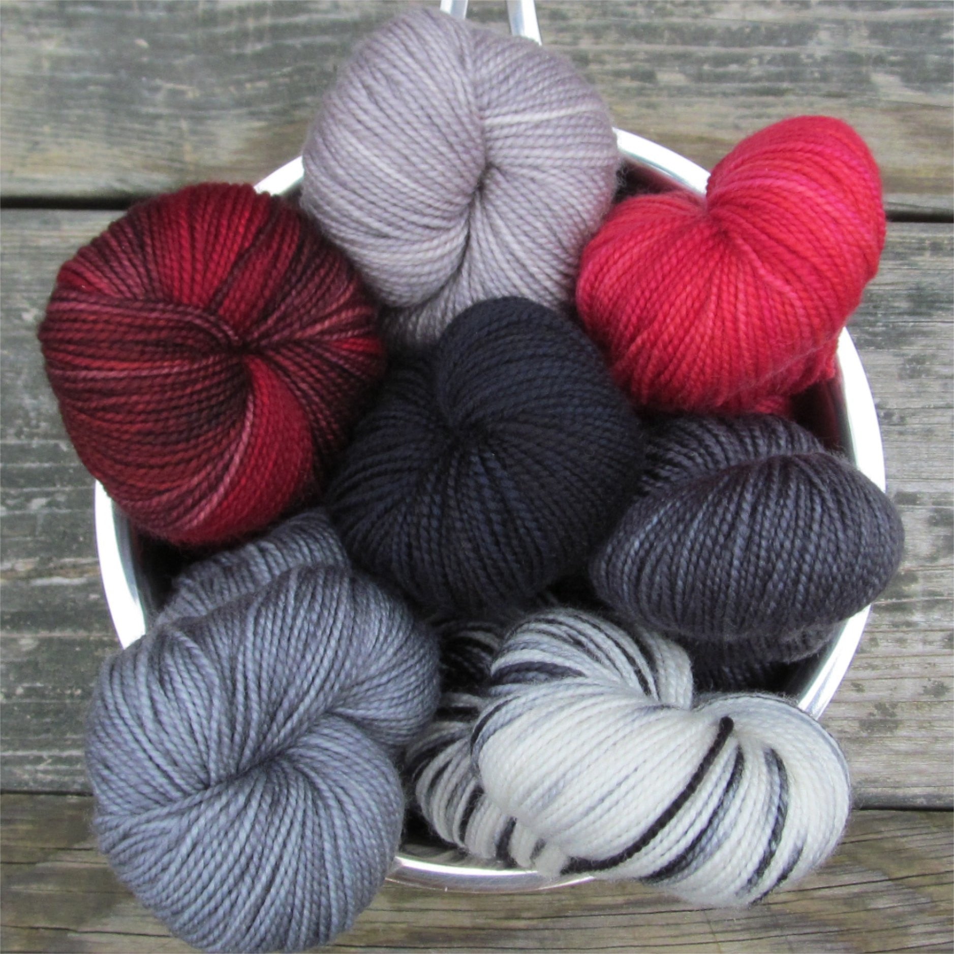 Pterodactyl Polydactyl Scarf