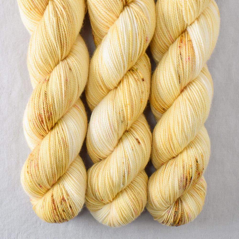 All That Glitters - Yummy 2-Ply - Babette