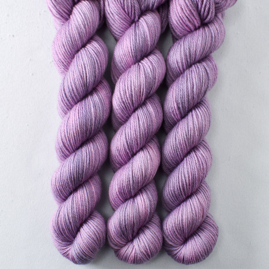 Alnath - Miss Babs Yowza Mini superwash Merino wool yarn