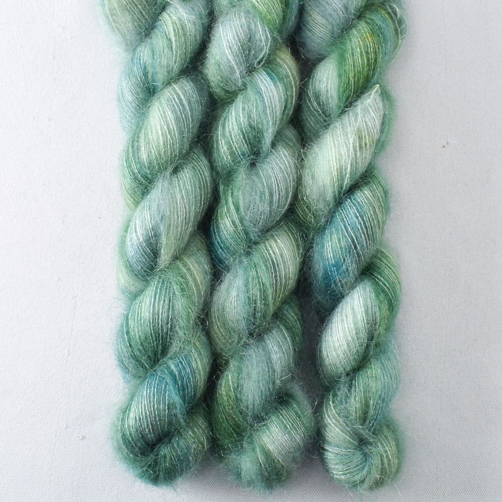 Aloe Vera - Miss Babs Moonglow yarn