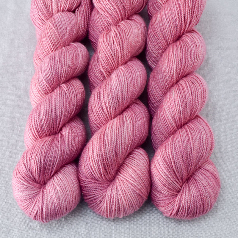 Aludra - Miss Babs Yummy 2-Ply yarn