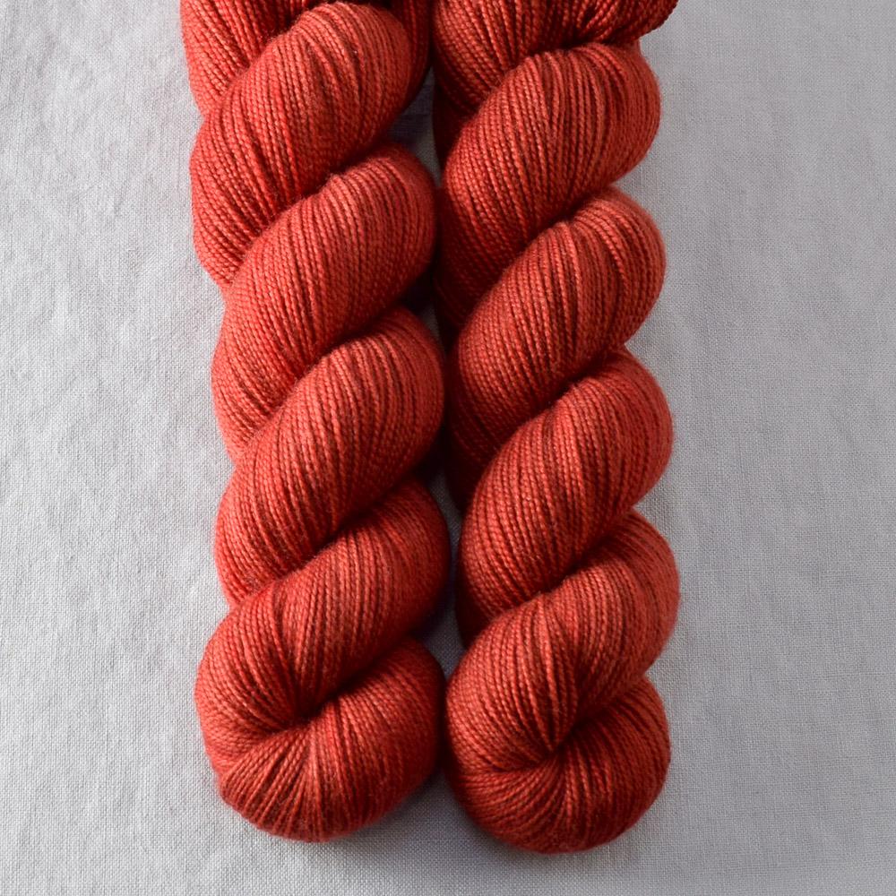 American Robin - Miss Babs Yummy 2-Ply superwash Merino wool yarn