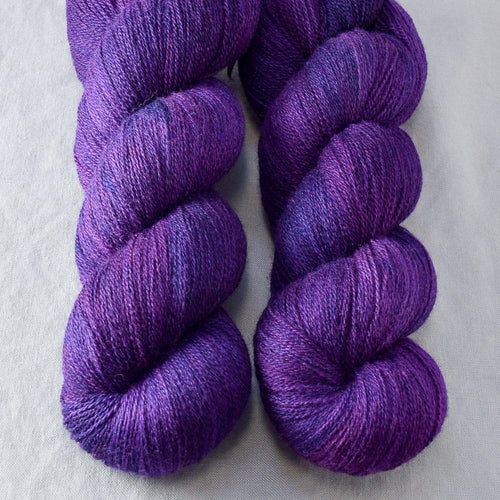 Amethyst - Miss Babs Yearning yarn